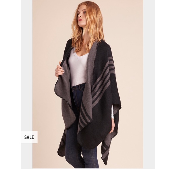 BB Dakota Poncho in black - Picture 2 of 2